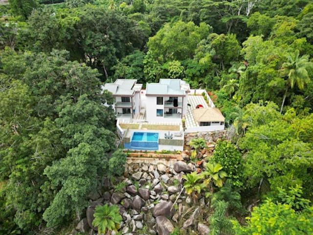 Riverside Retreat Anse Royale Extérieur photo